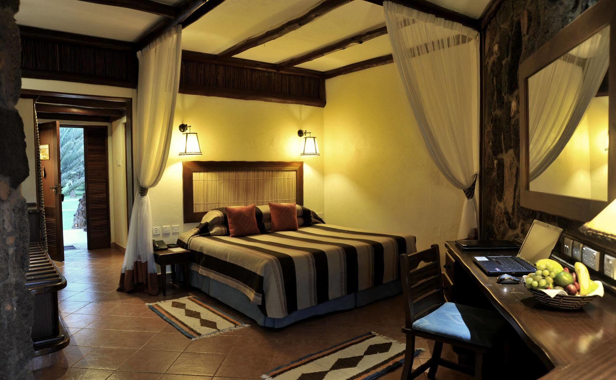 Kilaguni Serena Safari Lodge Tsavo Экстерьер фото